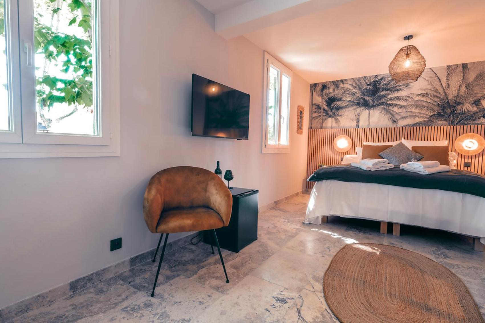 Les Suites De L'Etang Cucuron Kültér fotó